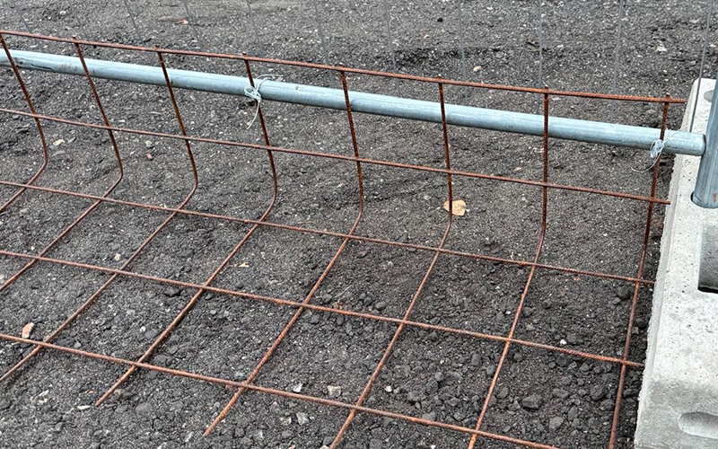 Stahlgitter-Unterkriechschutz